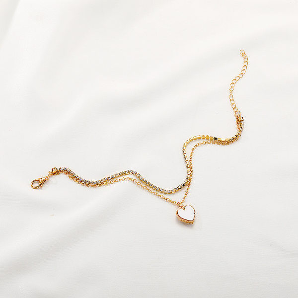 Bratara de dama moderna - cu pandantiv inima