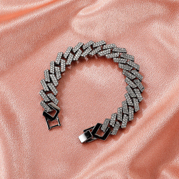 Μοντέρνο γυναικείο βραχιόλι με πέτρες σε πολλά χρώματα