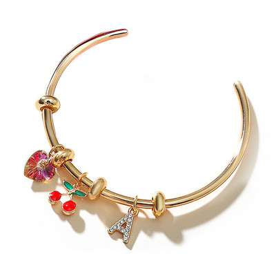 Μοντέρνο γυναικείο βραχιόλι τύπου flask με μενταγιόν