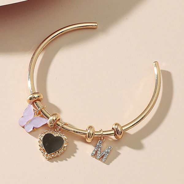 Μοντέρνο γυναικείο βραχιόλι τύπου flask με μενταγιόν