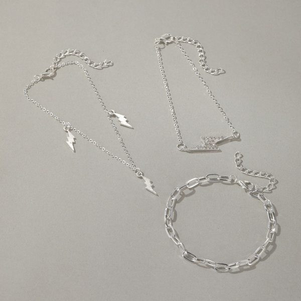 Set de trei brățări de damă cu pandantiv