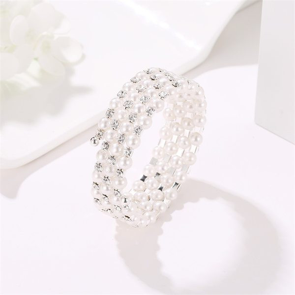 Bratara eleganta de dama cu perle si pietre decorative