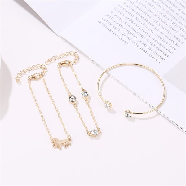 Set de brățări de damă din trei piese