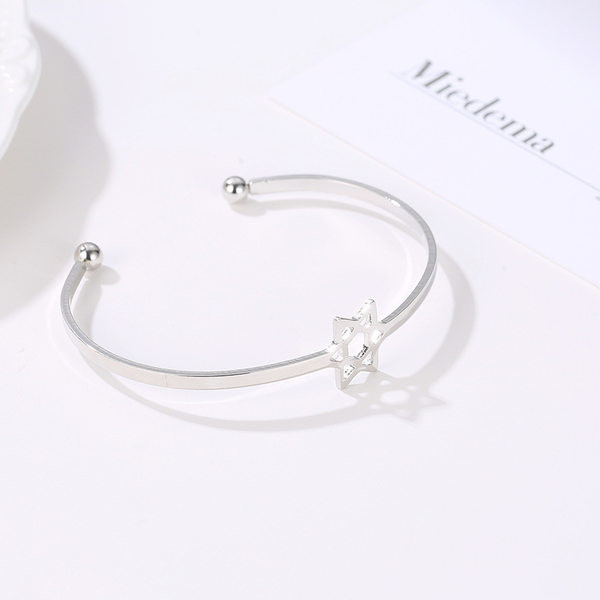 Naiste avatud käevõru vabaaja mudel