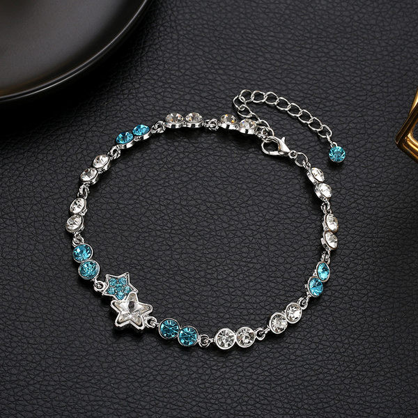 Stiilne naiste käevõru värviliste dekoratiivkividega