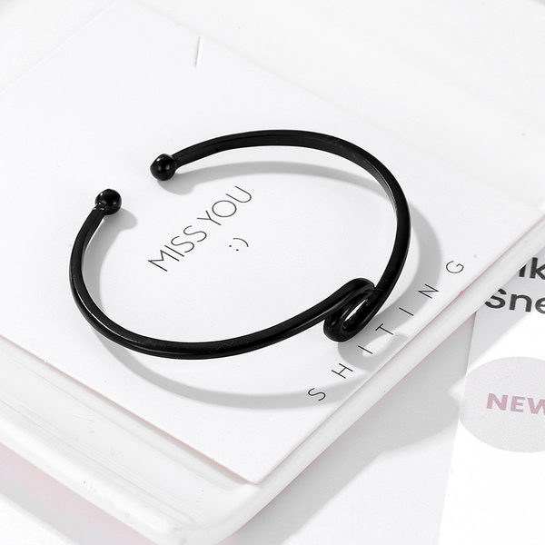 Γυναικείο κομψό βραχιόλι σε τρία χρώματα