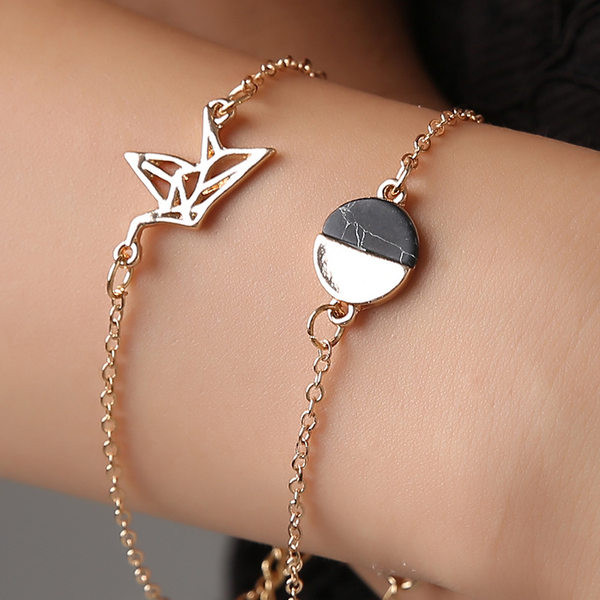 Дамска модерна гривна от сплав два цвята