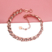 Регулируема дамска гривна в златист цвят