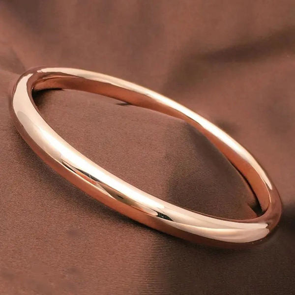 Puhta mudeliga käevõru naistele