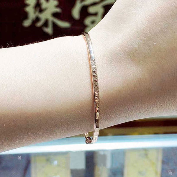 Ежедневна дамска гривна тип халка