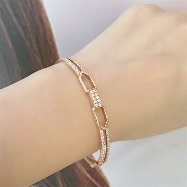 Ежедневна дамска кръгла гривна 