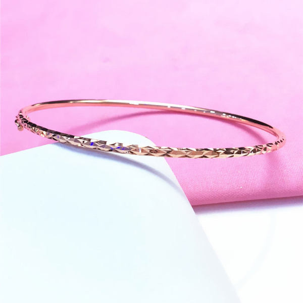 Κλασικό μοντέλο γυναικείο βραχιόλι - σε χρυσό χρώμα