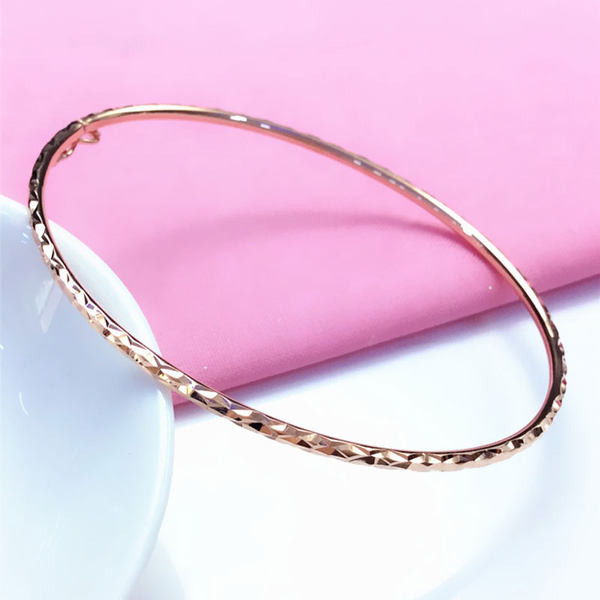 Κλασικό μοντέλο γυναικείο βραχιόλι - σε χρυσό χρώμα