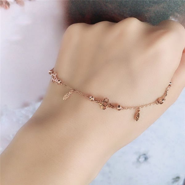 Дамска ежедневна - гривна с закопчаване 