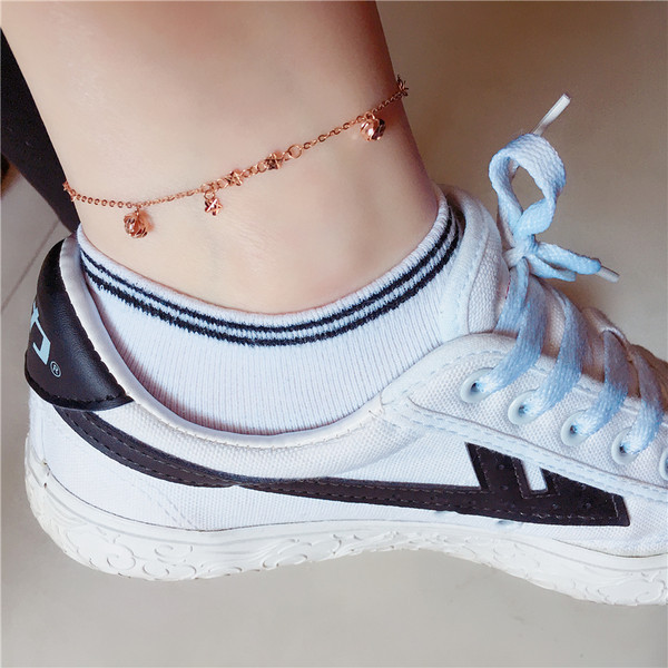 Дамска регулируема гривна с висулка 