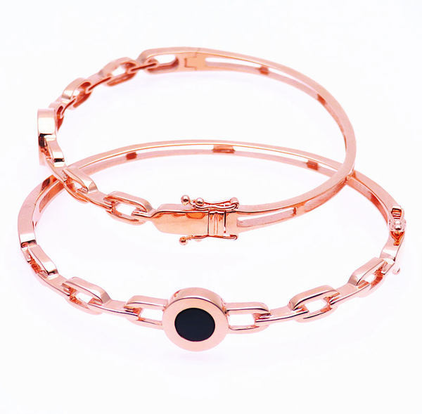 Дамска гривна тип колба с камък