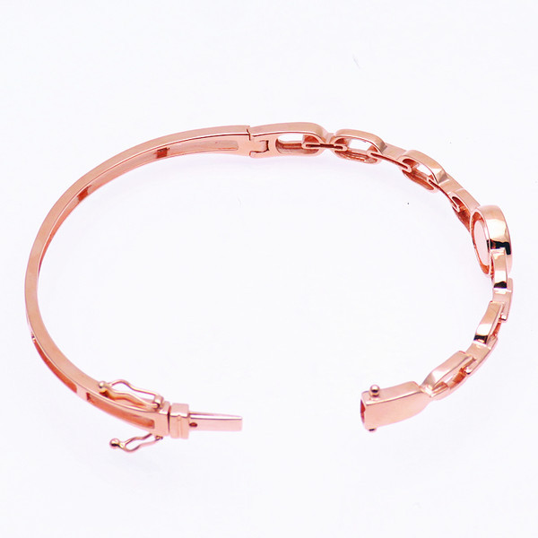 Дамска гривна тип колба с камък