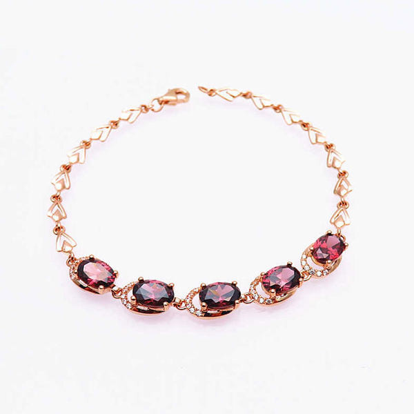 Модерна регулируема дамска гривна с цветни декоративни камъни