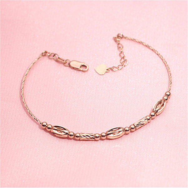 Ежедневна гривна в златист цвят