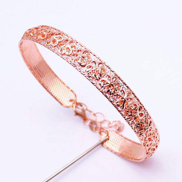 Дамска гривна тип колба в златист цвят