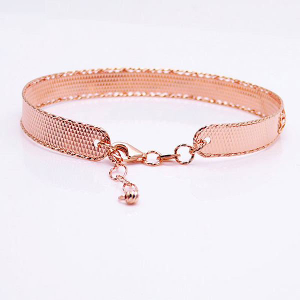 Дамска гривна тип колба в златист цвят