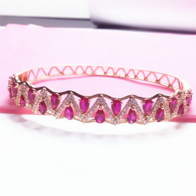 Дамска модерна гривна цветни декоративни камъни