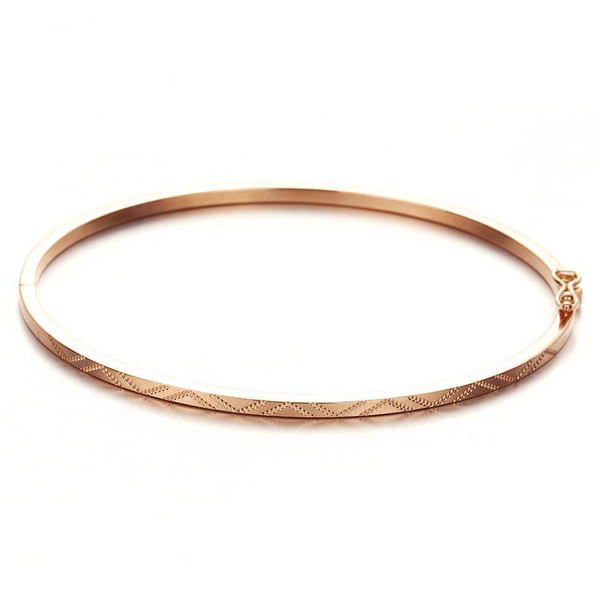 Дамска гривна с камъни и катарама