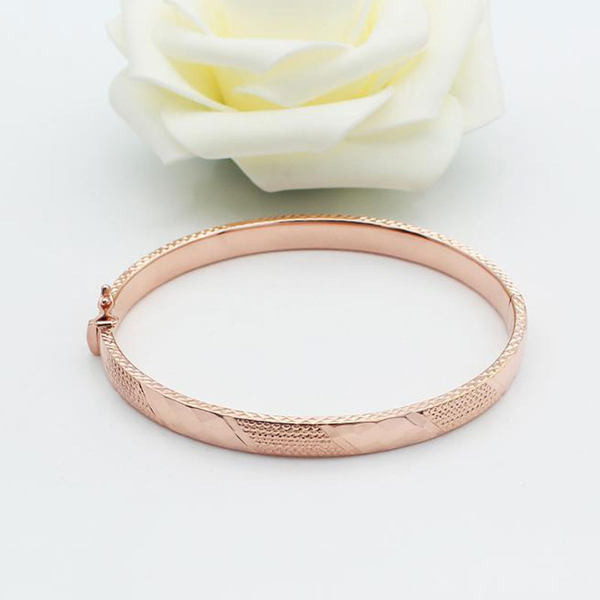 Νέο μοντέλο γυναικείο βραχιόλι τύπου flask