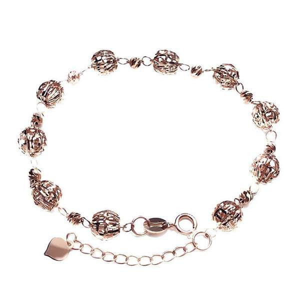 Novi model ženske narukvice u zlatnoj boji