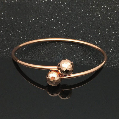 Ежедневна гривна в златист цвят за жени