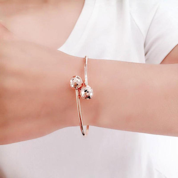 Ежедневна гривна в златист цвят за жени