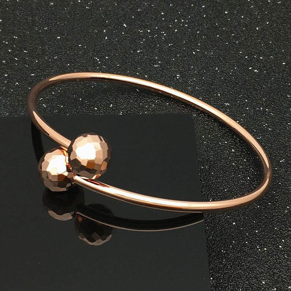 Ежедневна гривна в златист цвят за жени