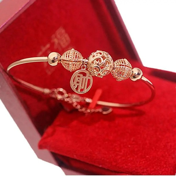 Uus mudel naiste ripatsiga käevõru - reguleeritav