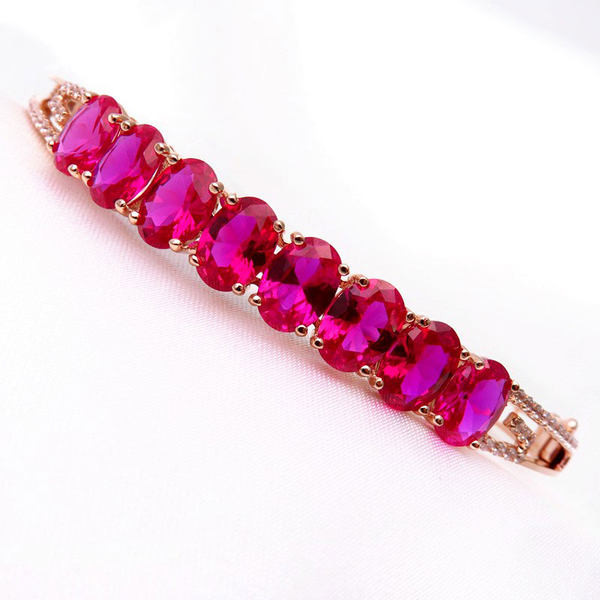 Дамска гривна с цветни - декоративни камъни