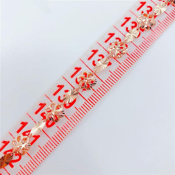 Дамска гривна с флорален мотив