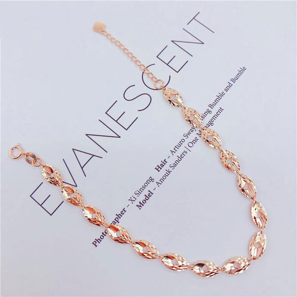 Bratara de dama din otel de culoare aurie