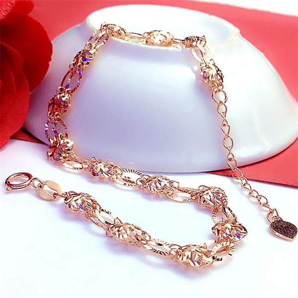 Дамска регулируема гривна с цветя