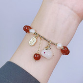 Дамска гривна с висулки и цветни мъниста