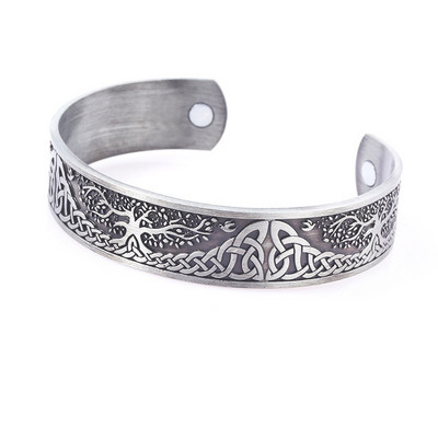 Гравирана дамска гривна тип халка