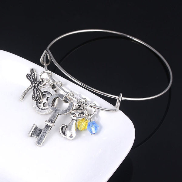 Βραχιόλι από ατσάλι τιτανίου με μενταγιόν