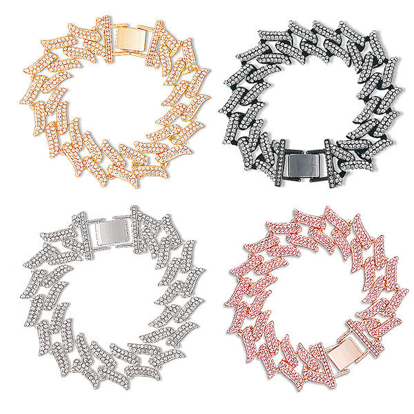 Дамска гривна с катарама и камъни