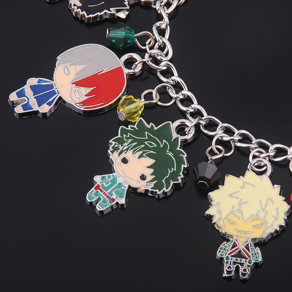 Naiste titaanterasest ripatsist käevõru