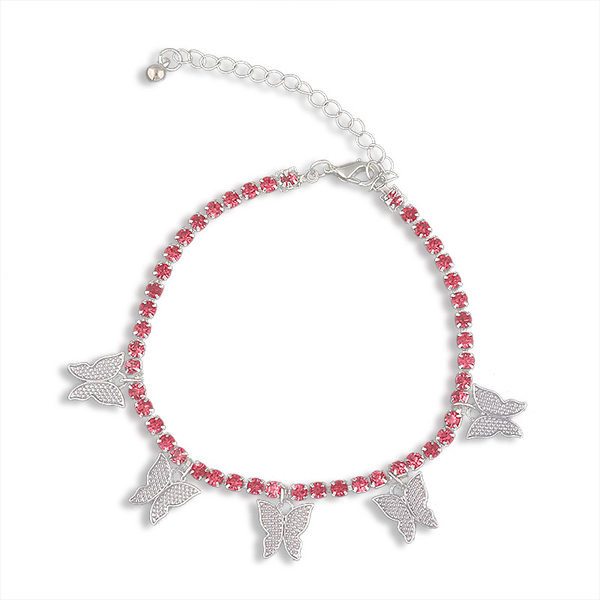 Дамска гривна с метална декорация 