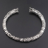 Дамска гравирана гривна в сребрист цвят