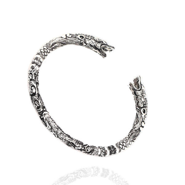 Дамска гравирана гривна в сребрист цвят