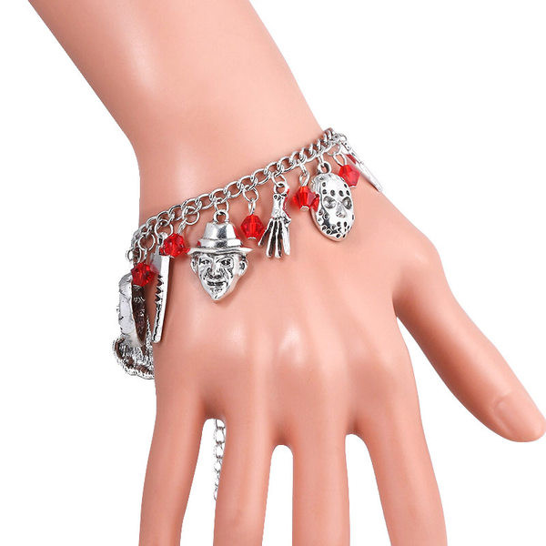 Нов модел дамска гривна с висулка -регурлируема