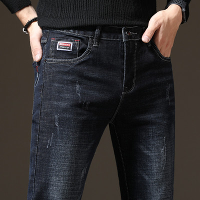 Elastsed meeste sirge mudeli teksad