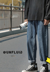 Blugi barbatesti cu buzunar