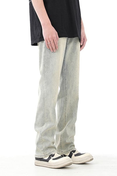 Paprasti džinsai tiesiomis kojomis vyrams su kišenėmis