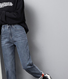 Ležerne ženske traperice s džepom